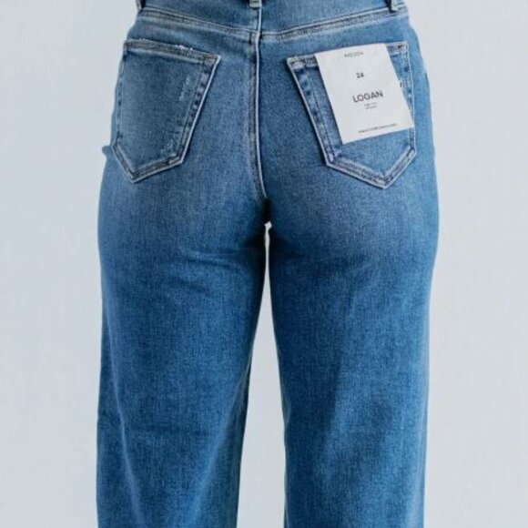 Logan Hidden Jeans - Picture 2 of 5